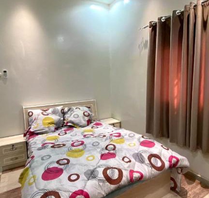 Al Hamra Apartment | شقق الراحة للتأجير اليومي