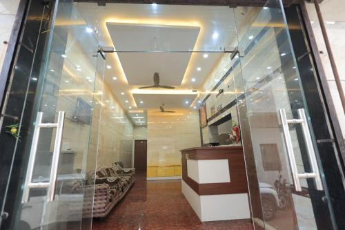 Vrindavan House | Shri Bankey Bihari Home Stay