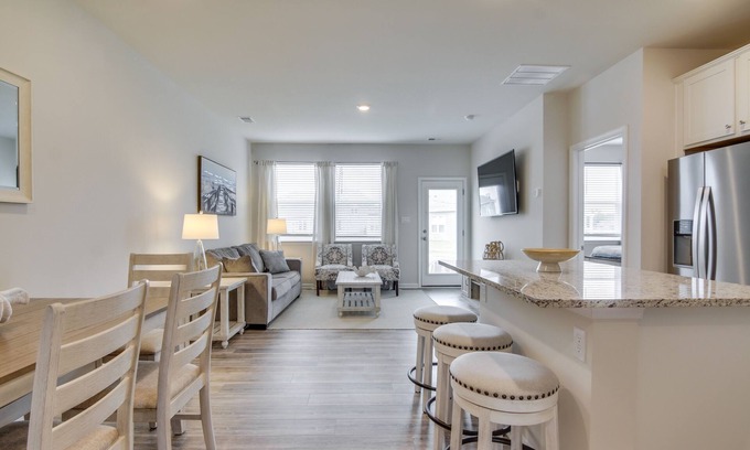 Millville House | Shuttle to Beach: Millville By the Sea Retreat