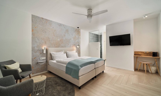 Carolinensiel Hotel | Siebzehn80