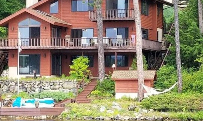 Silver Lake House | Silver Lake, Waterfront Property sleeps 12