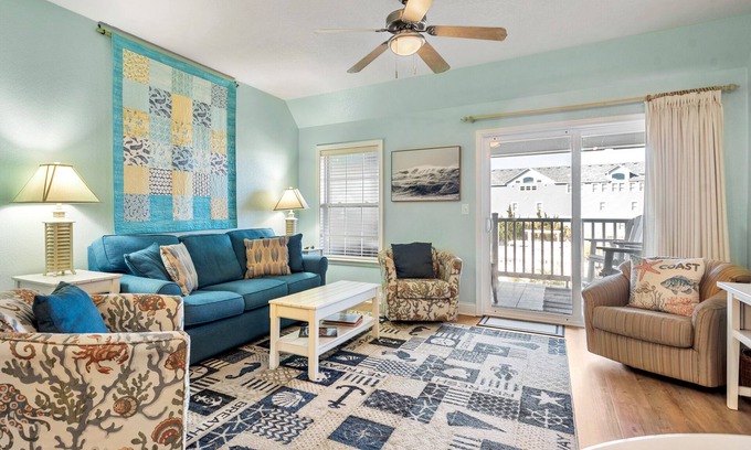 Kill Devil Hills Condo | Simplicity: Oceanfront, Pool, Beach Access