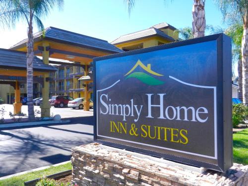 Arlington Hotel | Simply Home Inn & Suites - Riverside