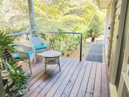 Sassafras House | Simply Sassafras - Hydrangea Suite - self-contained