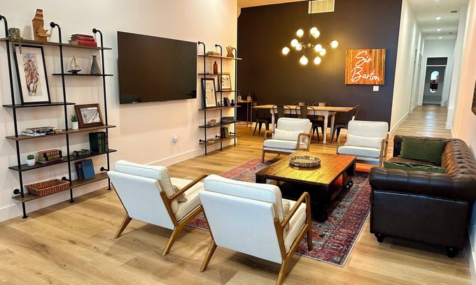 Downtown Louisville Condo | Sir Barton - NuLu/Downtown