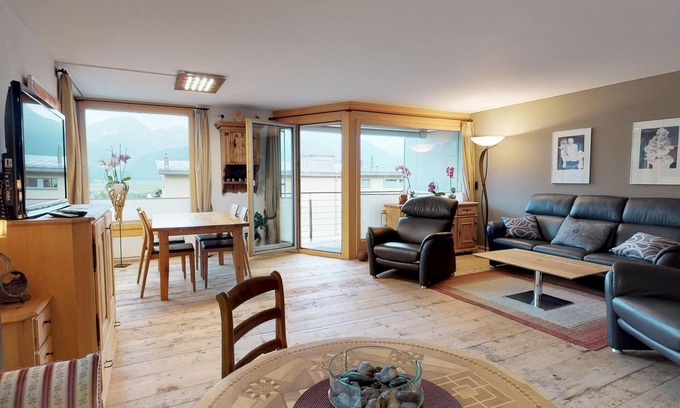 Samedan Apartment | Situated just above the village centre of Samedan you will find the popular apar