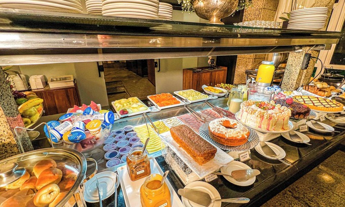 Civic Center Hotel | SJ Royal - San Juan Curitiba