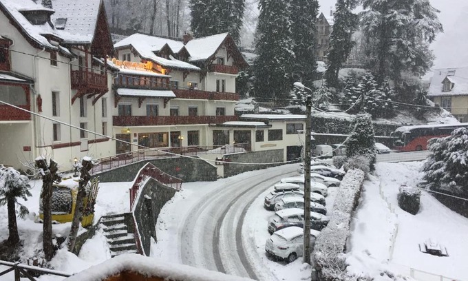 Brides-les-Bains Apartment | Ski 3 Vallées à 80m télécabine de l'Olympe - appt 50m2, 3étoiles