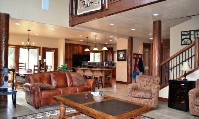 Brian Head Cabin | Ski In/out Luxury Cabin With Private Jacuzzi