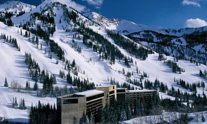Salt Lake Mountain Resorts Apartment | Ski-in/Ski-out Luxury Hotel & Spa @Snowbird: Cliff Lodge 1 bedroom suite