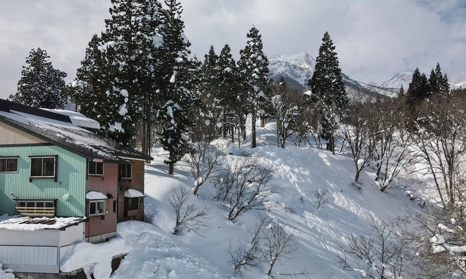Myoko Ski Chalet | Ski In Ski Out Myoko! Luxury 5 Bedroom Chalet