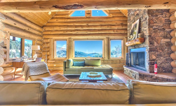 Powder Mountain Ski Chalet | Ski in/Ski Out Powder Chalet - Best Location on Powder Mountain
