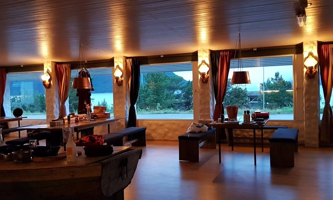 Storfjord Hotel | Skibotn Hotel