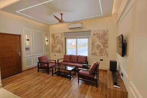 Dehradun Apartment | Skylight Suites