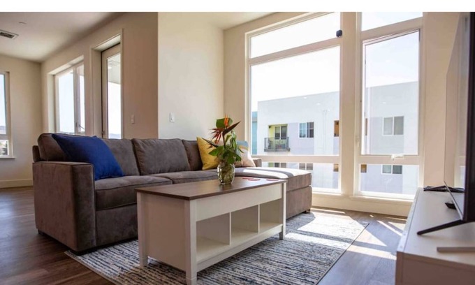Edenvale Condo | Sleek Contemporary Condo with Clubhouse Access