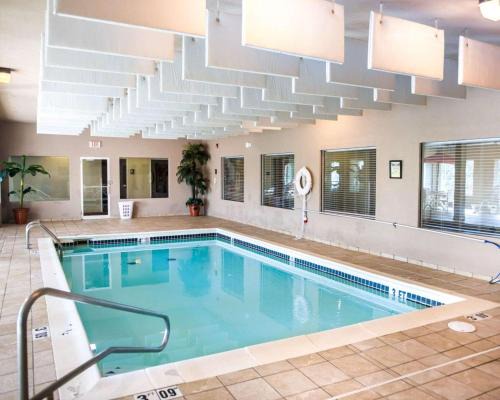 O'Fallon Hotel | Sleep Inn O'Fallon near I-64