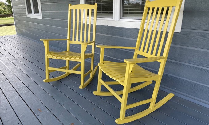 Cassville Condo | Sleeps 5 (unit 4b), pool, next to Big M Marina, 15 min to Roaring River