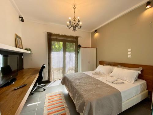 Agia Paraskevi Apartment | Small Gem Studio Athens, next to metro nomismatokopeio