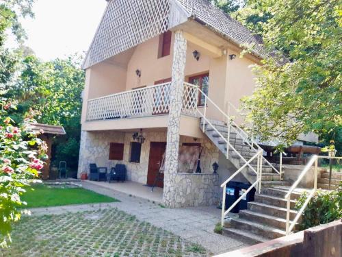 Bubanatvolgy House | Small Lake Apartman