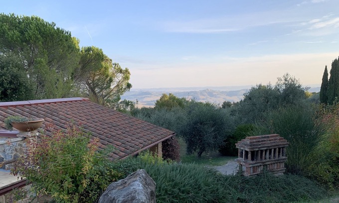 Chianni House | Small rustico "La Bomboniera" in a secluded location with pool and wonderful views