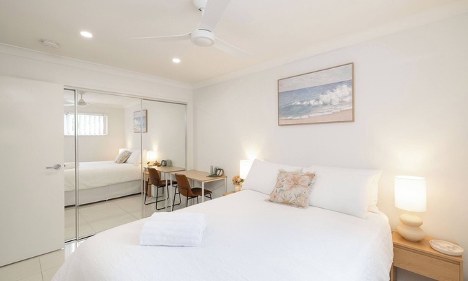 Rocklea Apartment | Smart Suites Self Check-in Apartments - 16 Freney