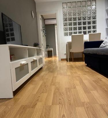 Tarragona Apartment | Smiths 12 Apartment