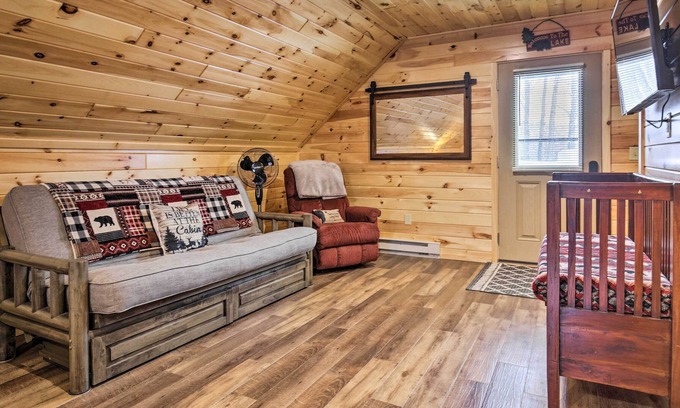 Mercer Apartment | Snowmobile Hotspot - Mercer Vacation Rental