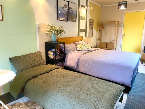 Dunedin Apartment | Snug-as-a-Bug Sleep House