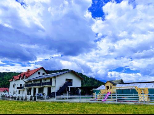 Vatra Moldovitei House | Soimii Bucovinei Residence