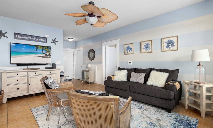 Galveston Condo | Sol Searching - Ocean View - Easy Beach Access -