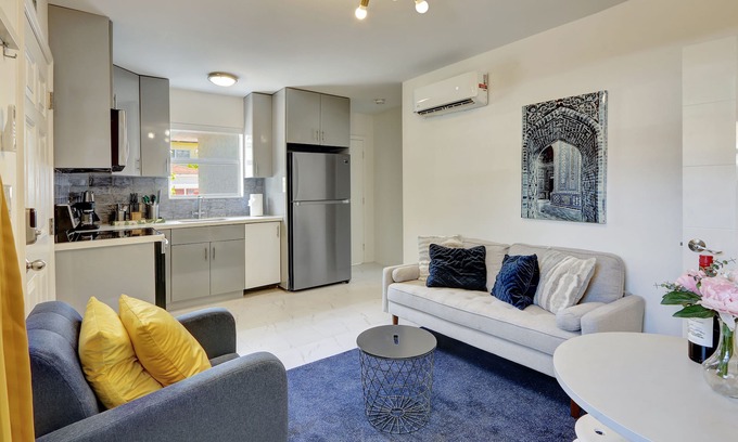 Highland Garden Apartment | Soleil: Casita Near Beach & Gym Access