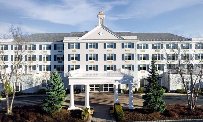 Lyons Hotel | Somerset Hills Hotel, Tapestry Collection by Hilton