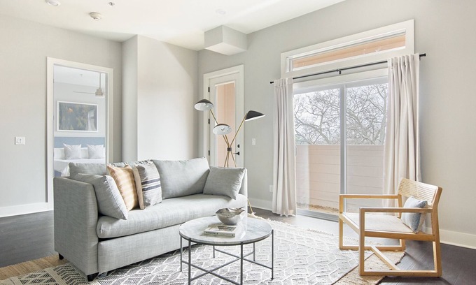 Chestnut Hill Apartment | Sonder The Retreat | Superior Three-Bedroom Apartment w/Rooftop