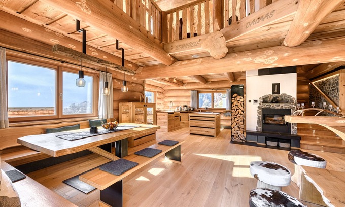 Dalaas Ski Chalet | Sonnenchalet Bomhuesle