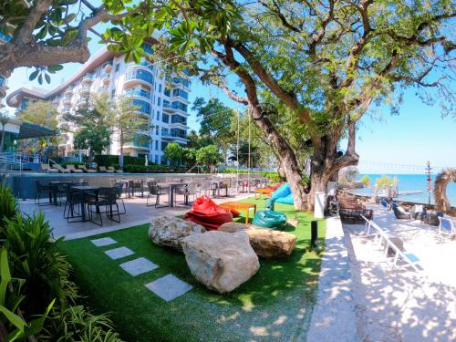 Tha Thaewawong Apartment | Sonrisa Srirachaที่พักติดทะเล