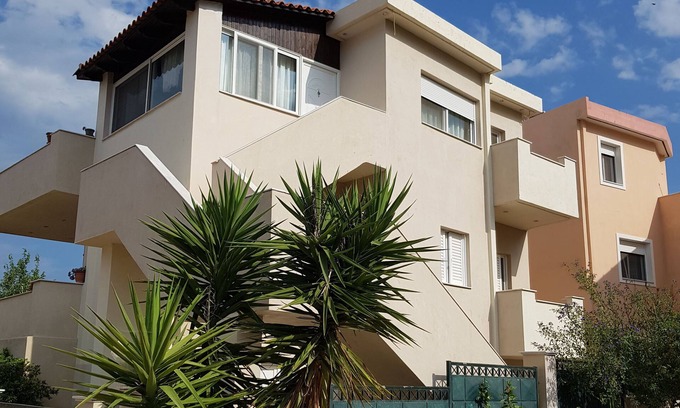 Spata-Artemida Apartment | Soulas Place - Close to Athens International Airport, Beach, Shops, Restaurants