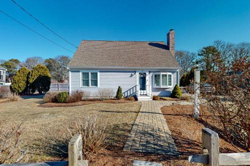 South Chatham House | South Chatham Sunshine