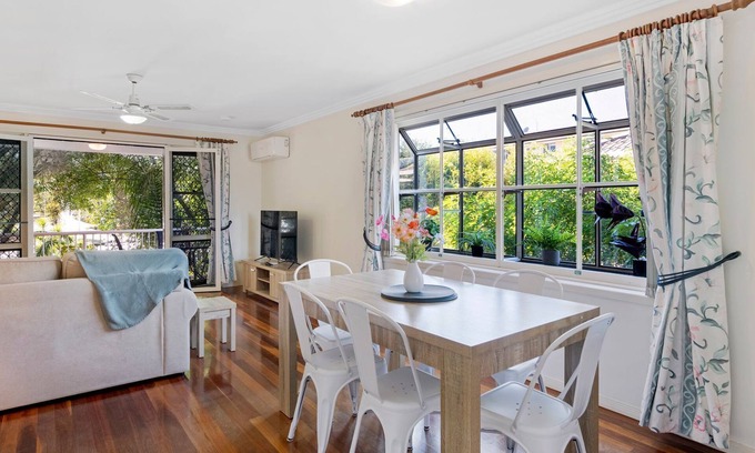 Southport House | Southport Escape Close To Everything - CoastHM