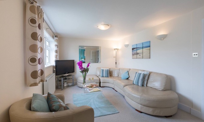 Carbis Bay Cottage | SOWENA, family friendly, character holiday cottage in Carbis Bay