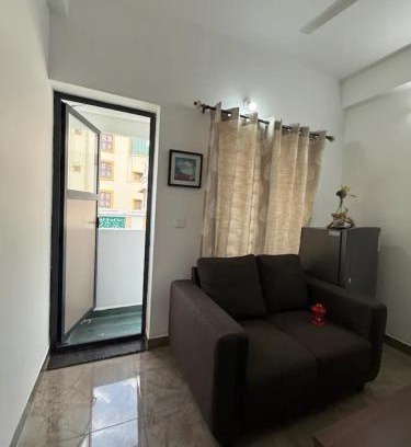 Chennai Apartment | Spacious 1BHK