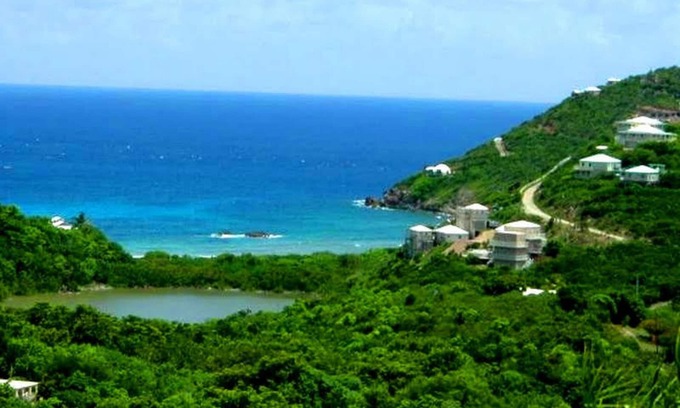 Estate Chocolate Hole and Great Cruz Bay Villa | Spacious 2/Bed, 2/Ba, Pool, A/C Bedrooms, Screened Porch, Wi-Fi