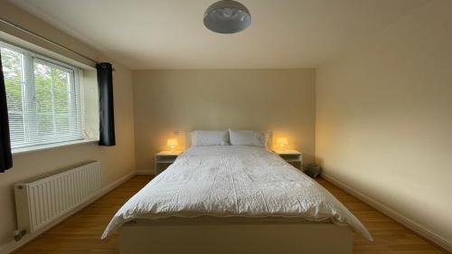 Stafford Apartment | Spacious 2BD apartment in the Vibrant Stafford