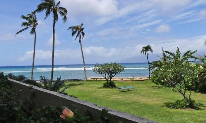 Kahana Resort | Spacious 2Bedroom/2Bathroom Oceanfront Condo with Central-AC