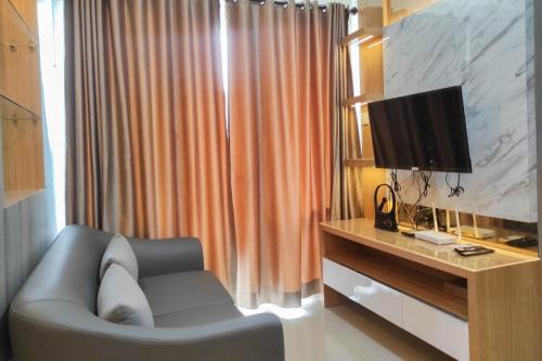 Panakkukang Apartment | Spacious 2BR at Vida View Makassar Apartment By Travelio