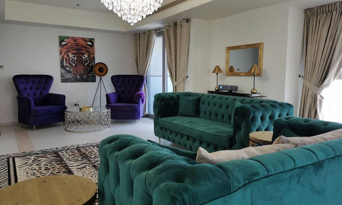 Dubai Marina Apartment | Spacious 3br apartment in Princess Tower