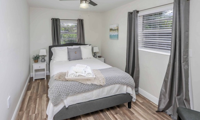 Coral Terrace Apartment | Spacious 3BR Apartment in Miami - Private Entry, Near Downtown & Beaches