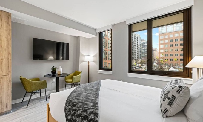 Navy Yard Hotel | Spacious 3BR Haven w/Kitchen & Rooftop | Steps from Top Museums & Hotspots