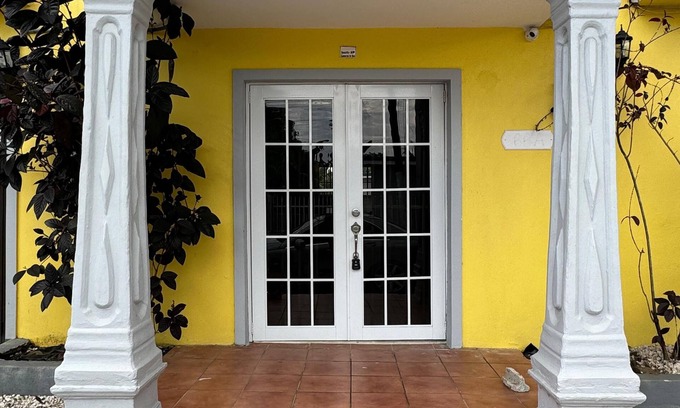 Palmas Apartment | Spacious 3BR with 5 Beds in Cataño -10 Sleep-UNIT 2