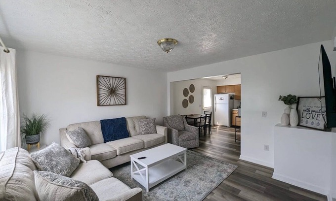 Blacksburg Apartment | Spacious 4 bedroom, sleeps 10, close to VT