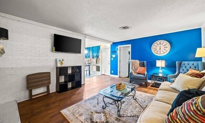 Tulsa House | Spacious 4BR Home | Pet-Friendly | Near Tulsa Expo